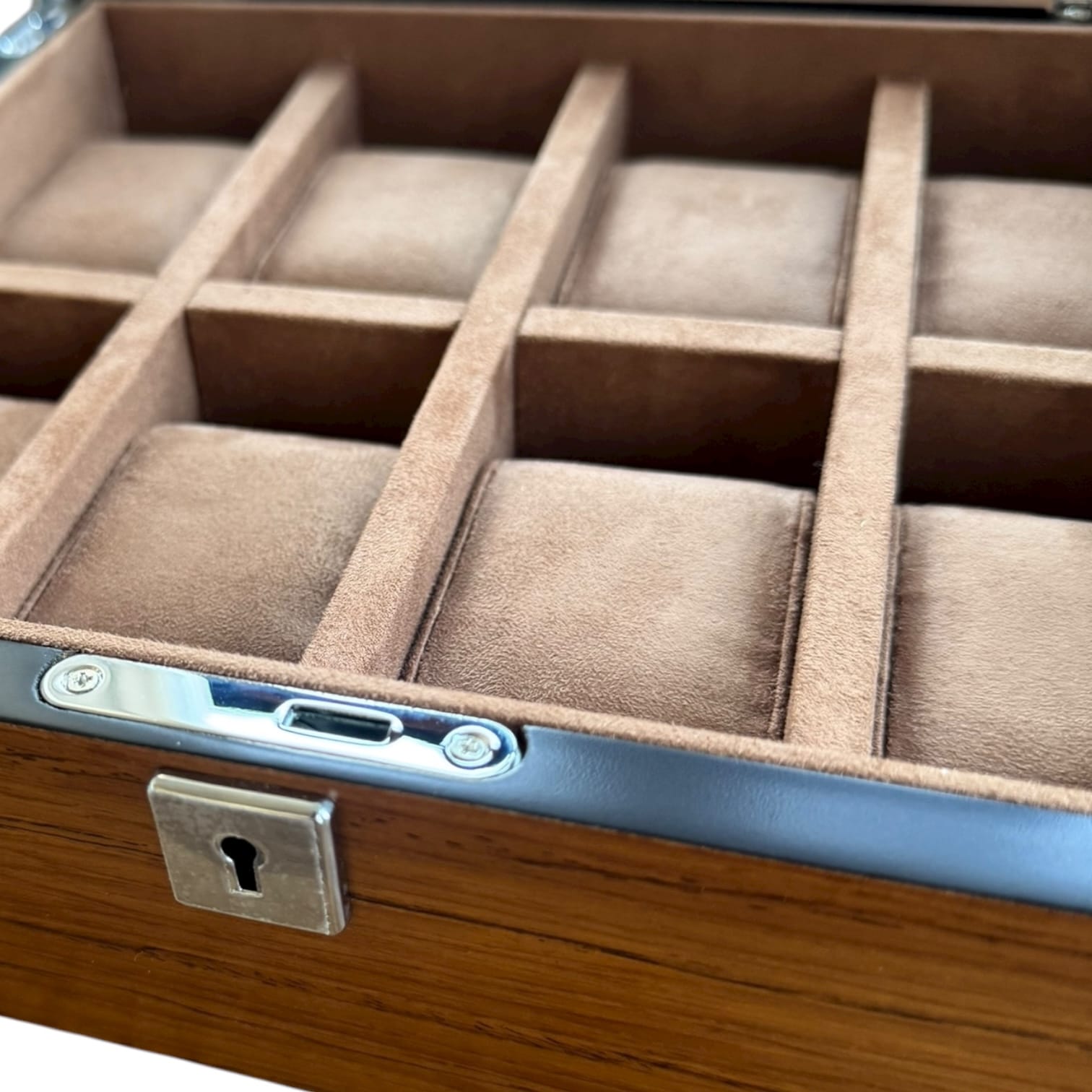 Lux Watch Box Co Watch Box 8 Heritage 8 Watch Box - Chestnut Brown