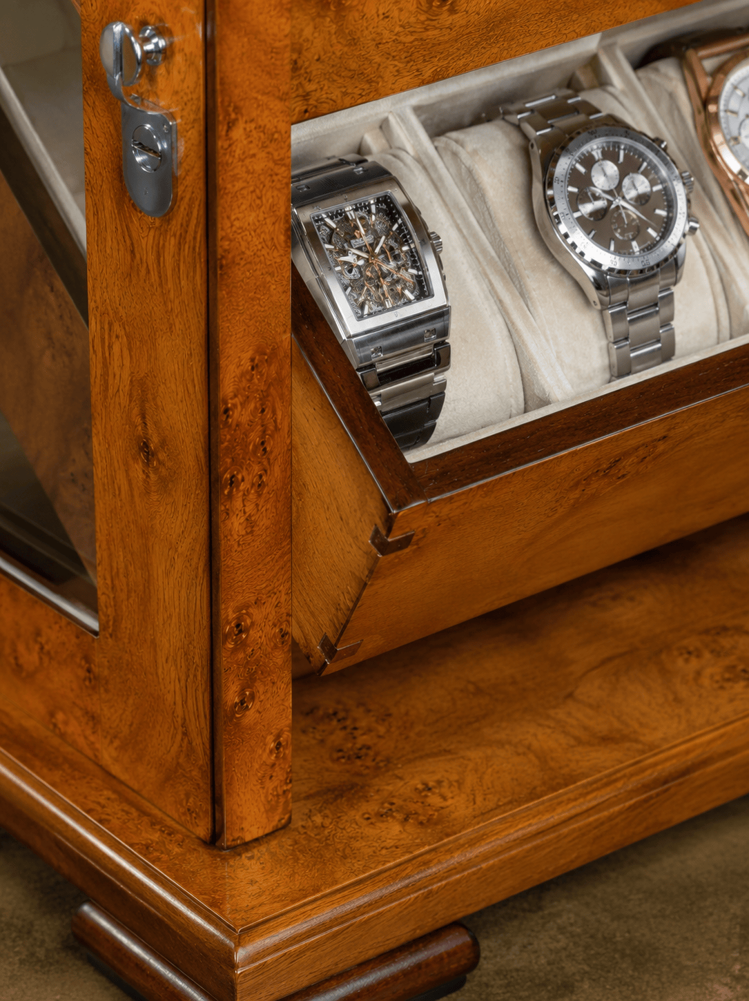 Lux Watch Box Co Watch Cabinet 18 Heritage 18 Watch Bureau - Burl Amber